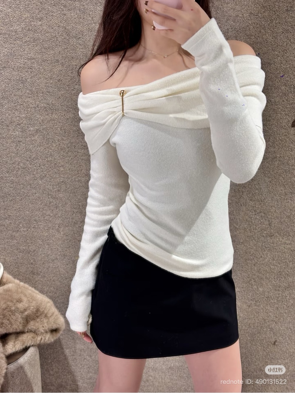 Brandnew M - Zara Cream Off-the-Shoulder Knit Sweater